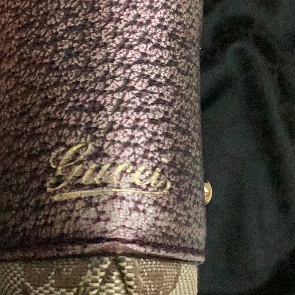 Authentic vintage GUCCI
Bamboo Ring Hobo - Picture 5 of 13